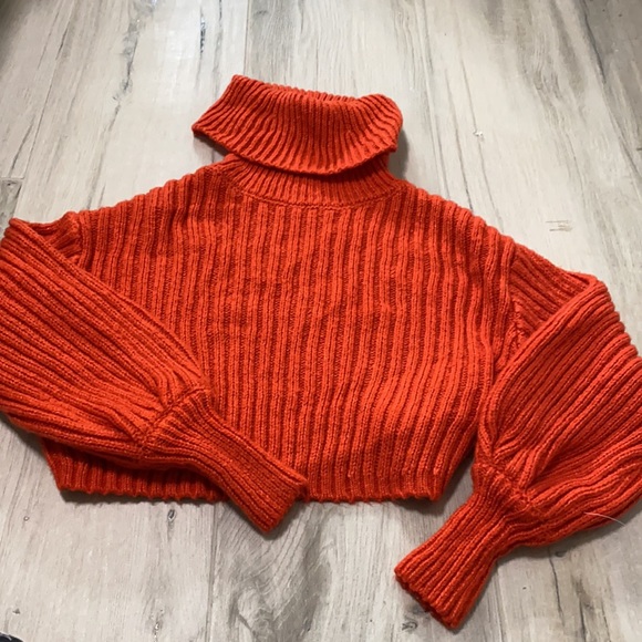 Urban Outfitters Mia Turtleneck Cropped Sweater - Picture 5 of 5